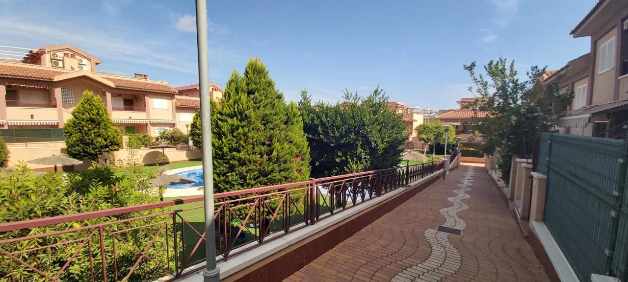 格兰阿利坎特Adosado Con Piscina Y Terraza A 700M De La Playa别墅 外观 照片